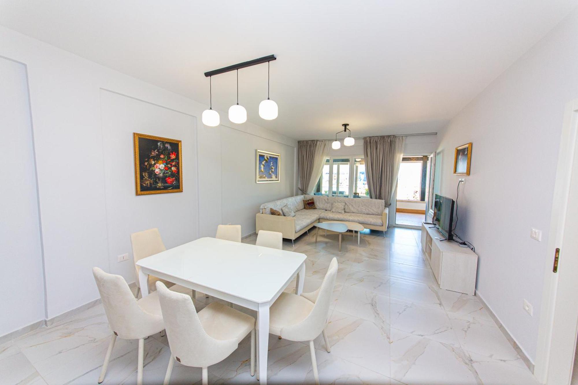 Luxury 2 Apartment